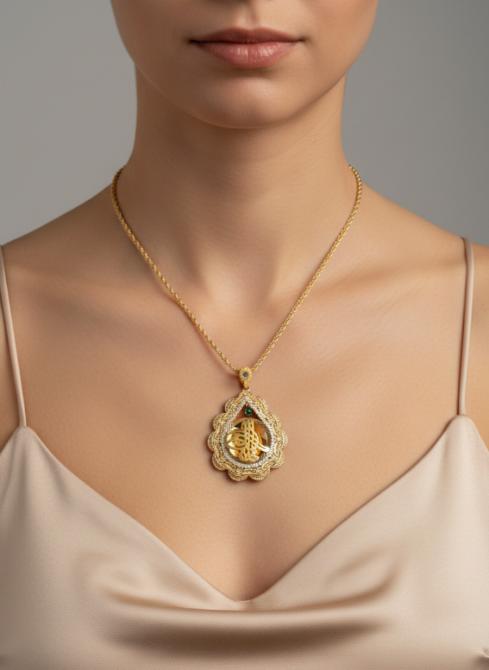 Tuğralı İşlemeli Kolye Ucu