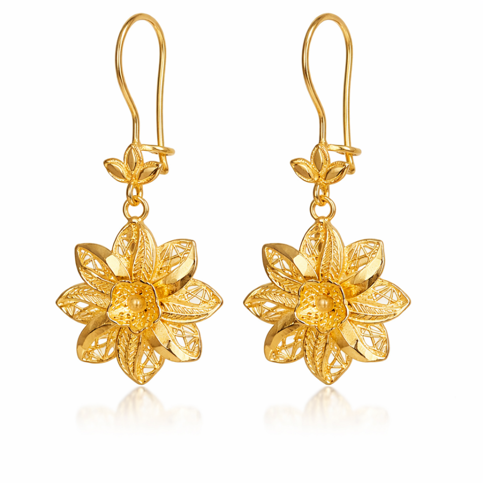 Papatya Sallantılı Küpe