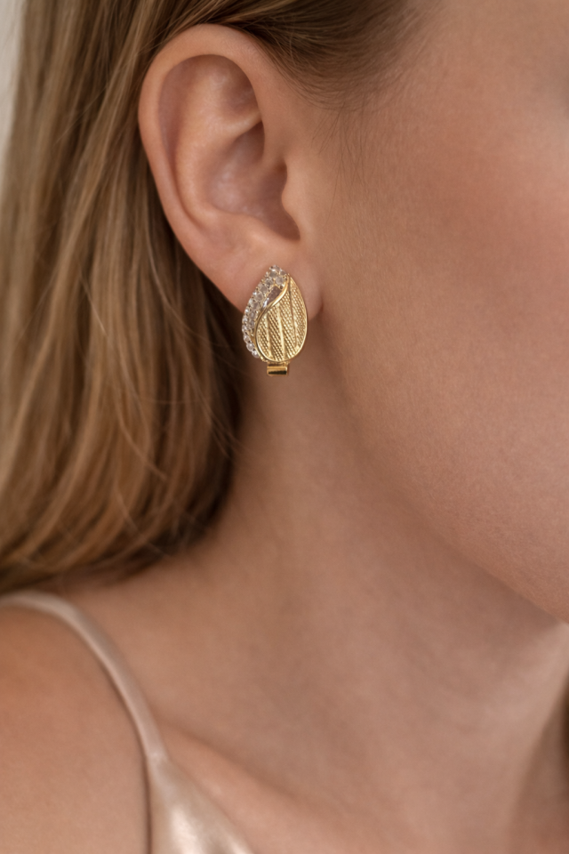 Hasır Taşlı Yaprak Küpe