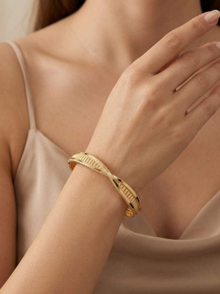 Ajda Sonsuzluk Kelepçe