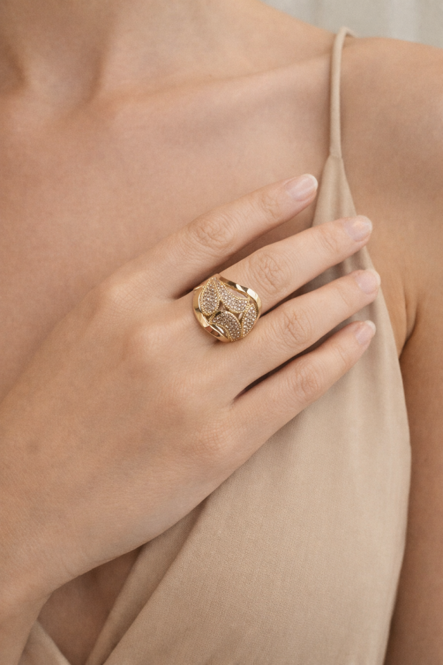 Stella Işıltı Yüzük