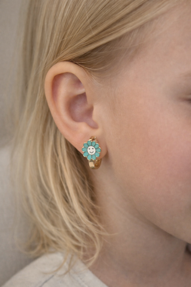 Papatyalı Gülen Yüz Küpe