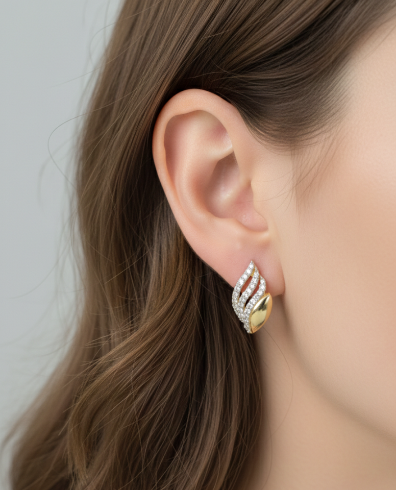 Işıltılı Yaprak Küpe