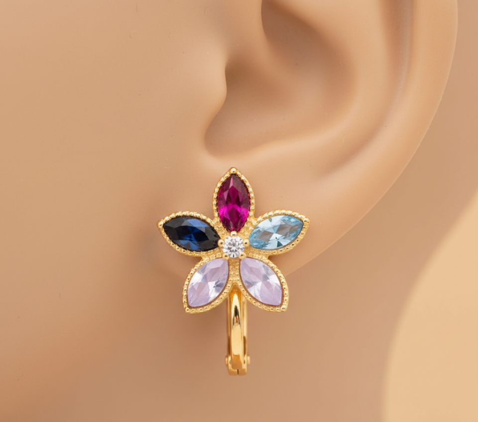 Gökyüzü Yonca Küpe