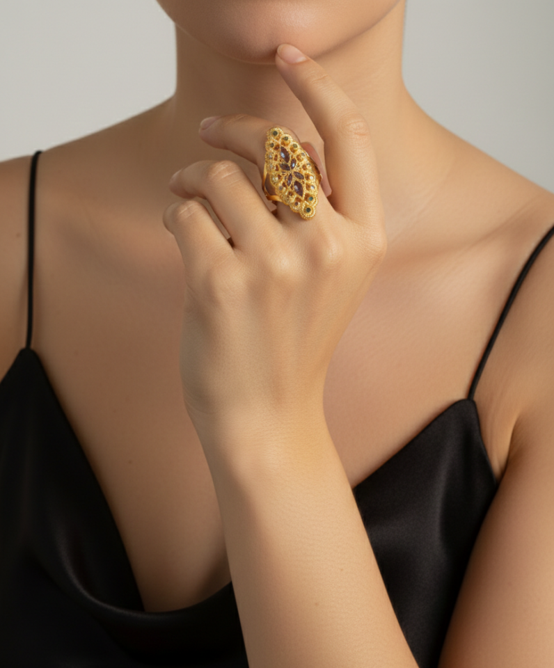 Saray Nakışlı Hint Yüzük