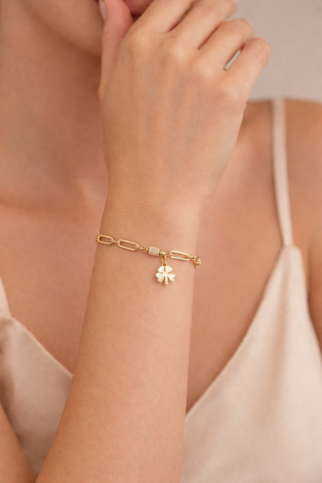 Şans Yoncası Püsküllü Ataç Bileklik